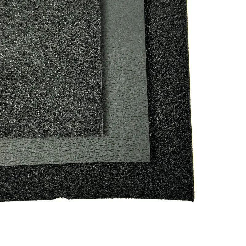 Există riscuri pentru sănătate asociate cu materialele izolatoare?